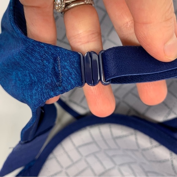 Victoria’s Secret VS Semi Demi Racerback Front Close Bra 34DDD - Picture 8 of 8